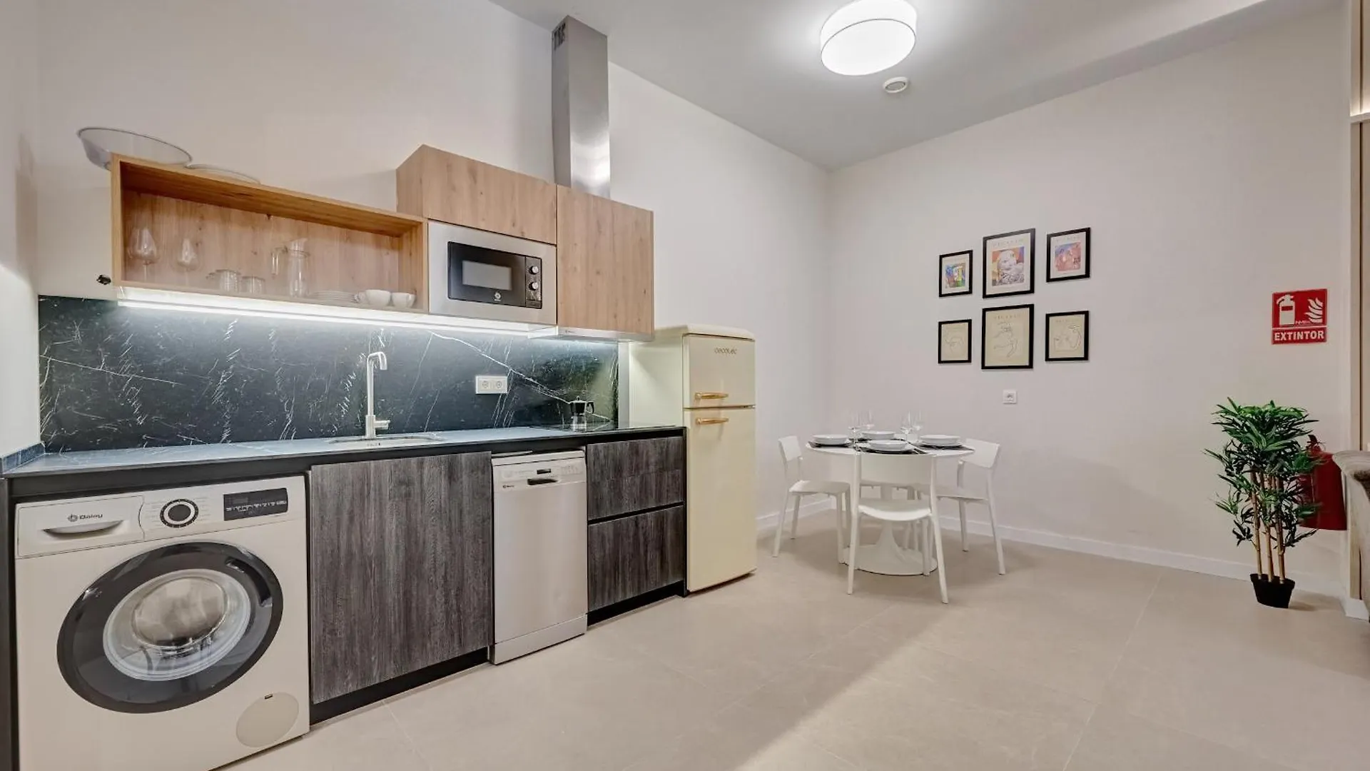 Apartamentos Panda By Clabao Pamplona Spain