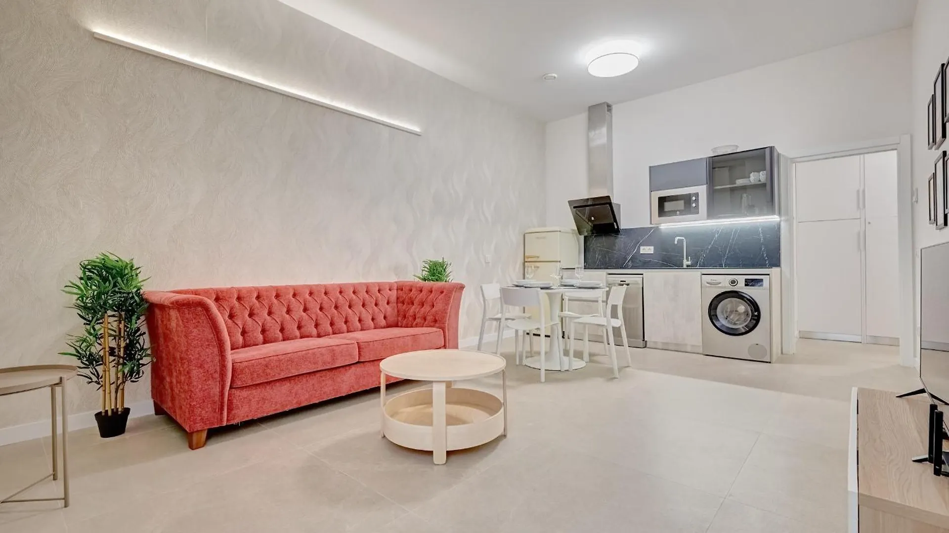 Apartamentos Panda By Clabao Pamplona 0*,